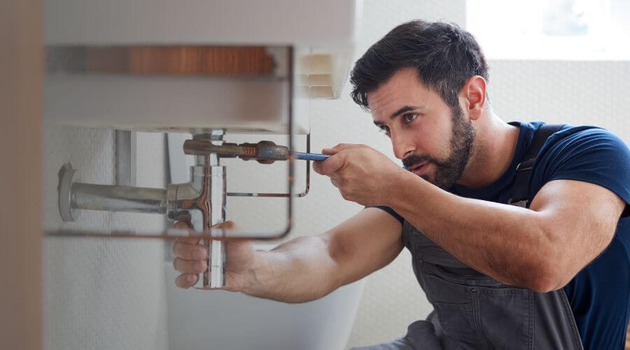 Expert burst pipe repair services in Downing, MO